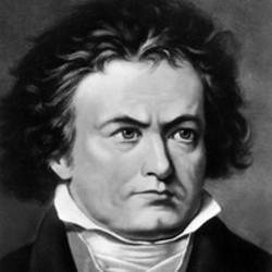 Escucha la canción de Ludwig Van Beethoven Moonlight sonata gratis de lista de reproducción de Musica para bebes en línea.
