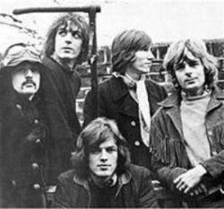 Escucha la canción de Pink Floyd Comfortably numb gratis de lista de reproducción de Las mejores baladas de rock de los 70 y 80 en línea.