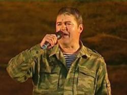Escucha la canción de Валерий Петряев Ровесник gratis de lista de reproducción de Canciones militares en línea.