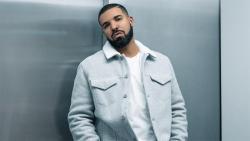 Escucha la canción de Drake Passionfruit gratis de lista de reproducción de Mejores canciones 2017 en línea.
