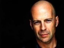 Bruce Willis Love makes the world go round escucha gratis en línea.