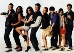 Glee Cast Do You Wanna Touch Me escucha gratis en línea.