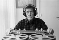 Además de la música de Lipps Inc., te recomendamos que escuches canciones de John Cage gratis.