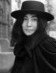Yoko Ono My Man escucha gratis en línea.