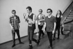 The Maine I Must Be Dreaming [Live From Warped Tour 2009] escucha gratis en línea.