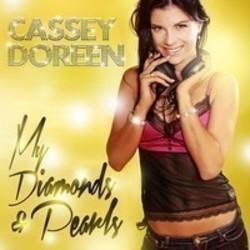 Además de la música de Van Morrison, te recomendamos que escuches canciones de Cassey Doreen gratis.