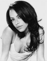 Aaliyah I'm So Into You escucha gratis en línea.